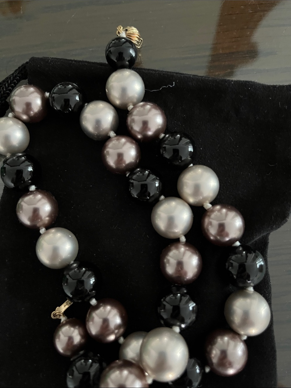 Classic Multi-Color Pearl Bead Necklace - Black, Silver, Gray